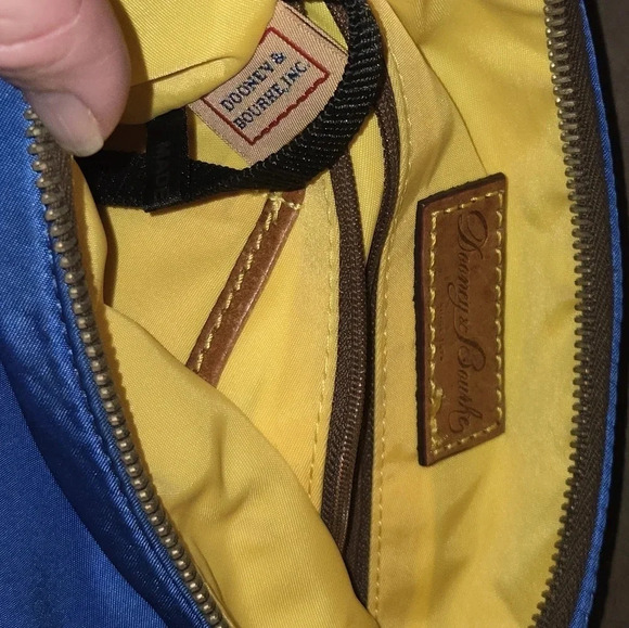 Dooney and Bourke Purse - Picture 13 of 15